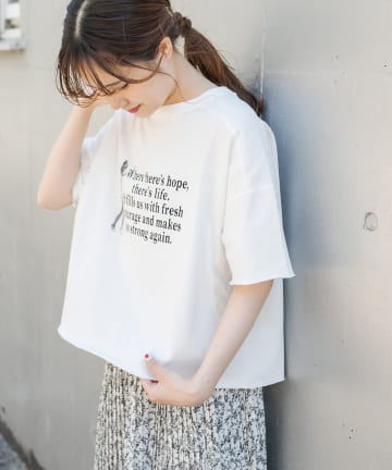 フォトプリントショート丈プルオーバー