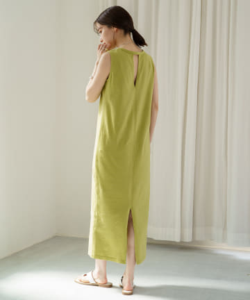 カットタイトワンピース