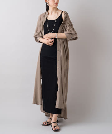 バックデザインシャツワンピース