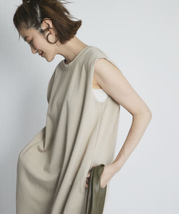 【二の腕すっきり見え】肩タックカットワンピース