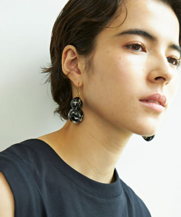 【MODERN WEAVING】フープデザインガラスピアス