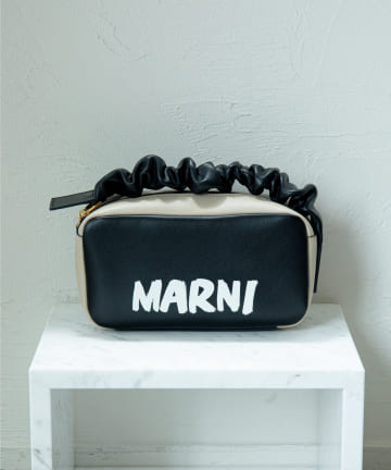 【MARNI】ロゴポーチバッグ