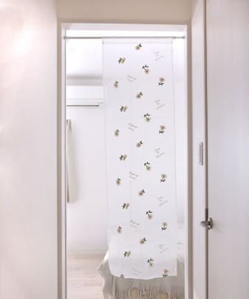 刺繍セパレートカーテンデイジー