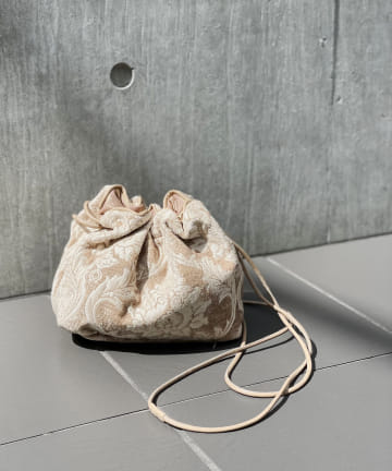 【気分に合わせてアレンジ】リバーシブル巾着バッグ