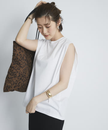 【着回し力抜群】肩タックノースリカットソー