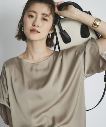 【二の腕カバーできる袖シルエット】ニュアンススリーブブラウス