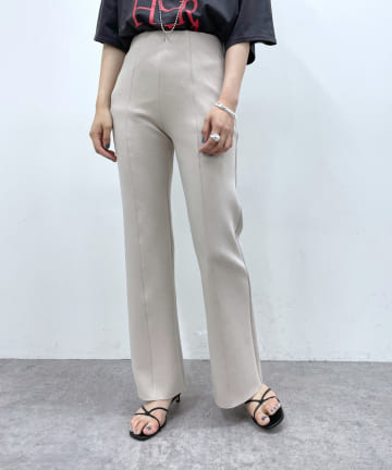 ライトダンボールブーツカットパンツ