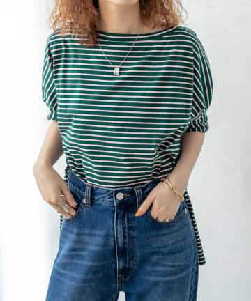 ボーダー袖タックTシャツ