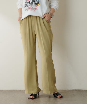 センタープレスフレアパンツ