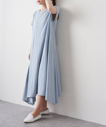 【WEB限定】カットフレアワンピース