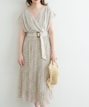 natural couture(ナチュラルクチュール) 【WEB限定】前後2WAYカシュクール細プリーツワンピース