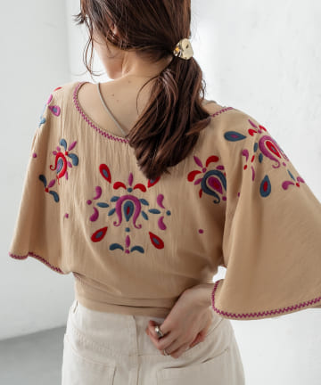 刺繍ポンチョトップス