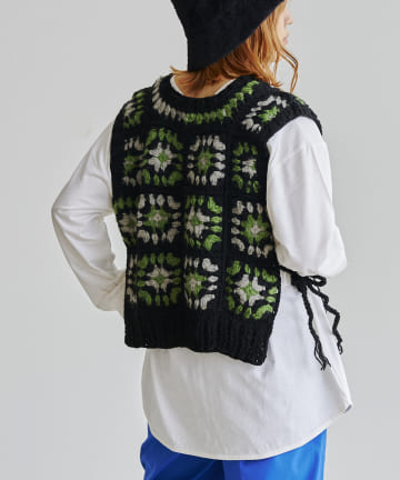 クロシェ花刺繍ベスト