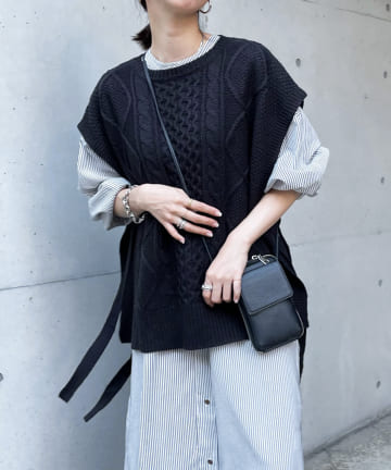 【WEB限定】サイドリボンケーブルベスト