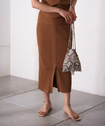 ニットタイトスカート