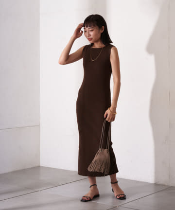 ノースリリブワンピース