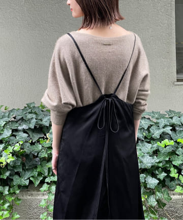 【odore/オドル】バックデザインキャミワンピース