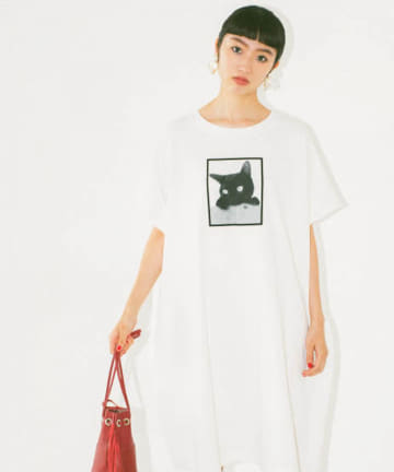 La boutique BonBon(ラブティックボンボン) 【相川茉穂さんコラボ・洗える】Cat close-up! LongTシャツ
