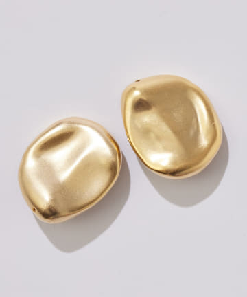 【シンプルさが大人の雰囲気を引き立てる・HUI(ヒュイ)】ストーンイヤリング