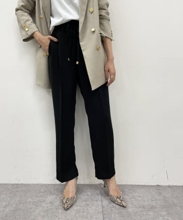 ドロストパンツ