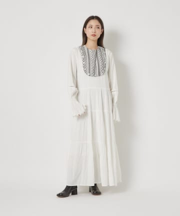 インド刺繍ヨークティアードワンピース