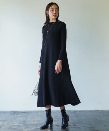 リブフレアワンピース