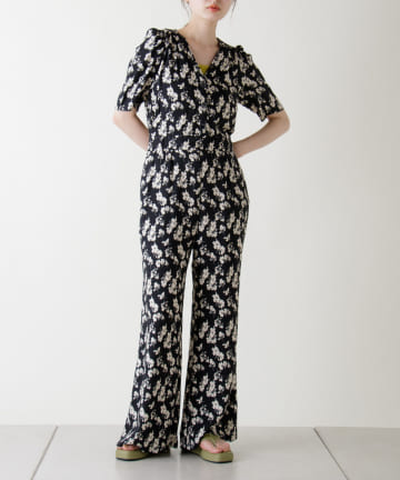 OUTLET(アウトレット) 【Kastane】配色花柄ジャンプスーツ
