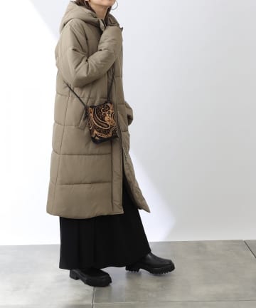 リサイクルポリフード付中綿ロングコート