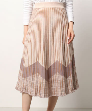CPCM(シーピーシーエム) 裾フリンジニットプリーツスカート