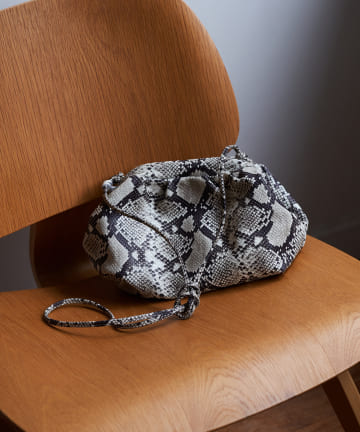 【MARCO MASI/マルコマージ】パイソンがま口2WAYバッグ