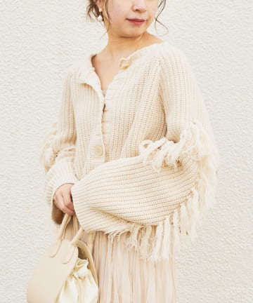 OUTLET(アウトレット) 【who's who Chico】短丈フリンジカーディガン