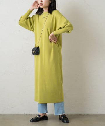 パフスリーブニットワンピース