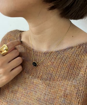 【WEB限定】ブラックガラスネックレス