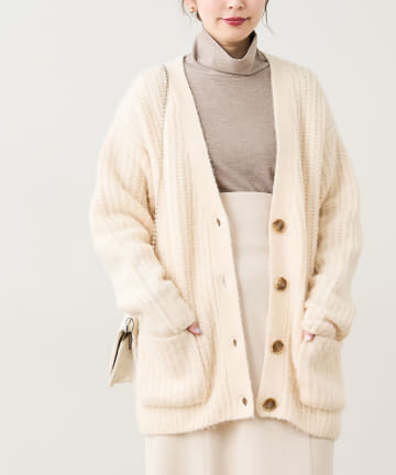 natural couture(ナチュラルクチュール) 【WEB限定カラー有り】ふんわり畦深Vミドルカーディガン