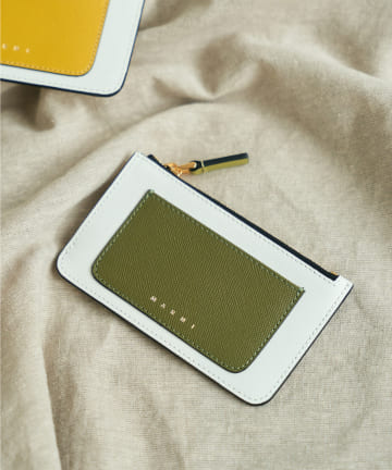 【MARNI】カードホルダー