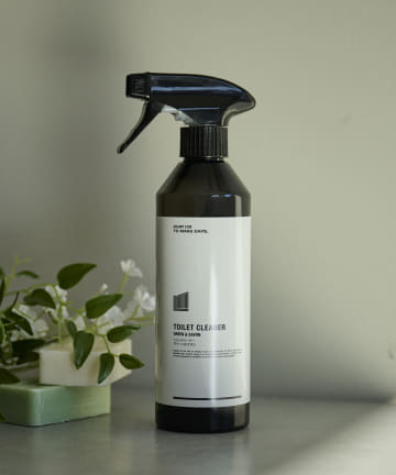 トイレクリーナー(トイレ用合成洗剤)