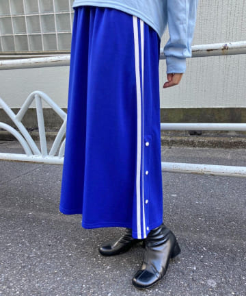 ラインフレアスカ―ト