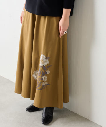 BEARDSLEY(ビアズリー) 《予約》裾花刺繍スカート