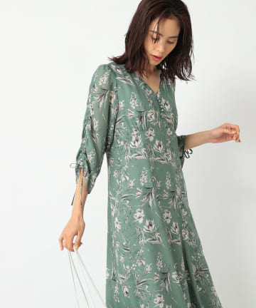 【大人のフェミニン】ドローイングフラワードロストスリーブワンピース