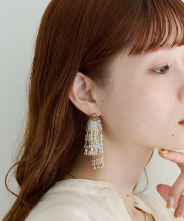 【GOLDY】ビーズボリュームタッセルピアス