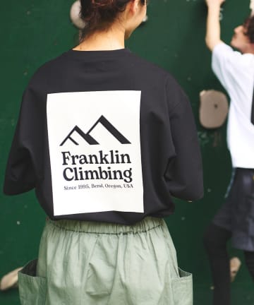 CIAOPANIC TYPY(チャオパニックティピー) 【Franklin Climbing】フレックスバックプリント半袖Tee
