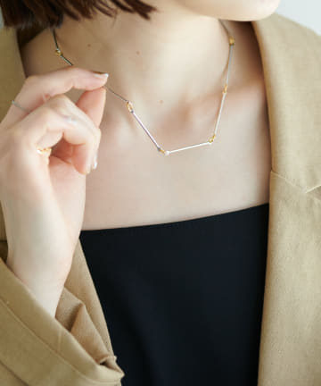 【Erin & Emma】Line Bar Neck