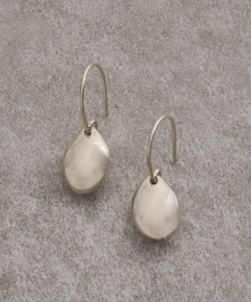 《Helena Rohner》ピアス