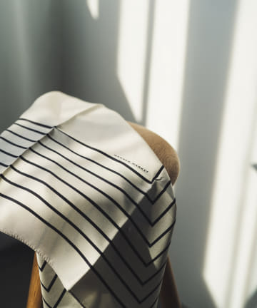 【MANNER MARKET/マナーマーケット】 ラインスカーフ