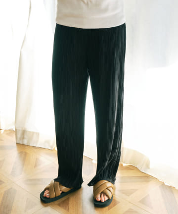 プリーツパンツ【オンラインストア限定商品】