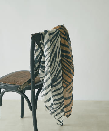 【MARFA(マーファ)】ZEBRA柄リネン混ストール