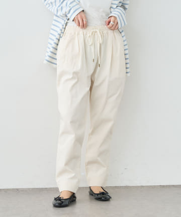 綿ツイルイージーテーパードパンツ
