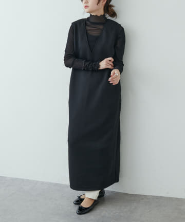 【WEB限定】カットポンチVネックワンピース