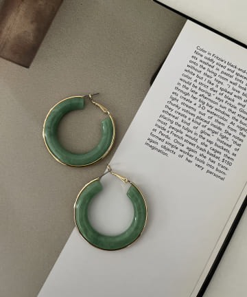 prose verse(プロズヴェール) ゴールドラインアクリルフープピアス