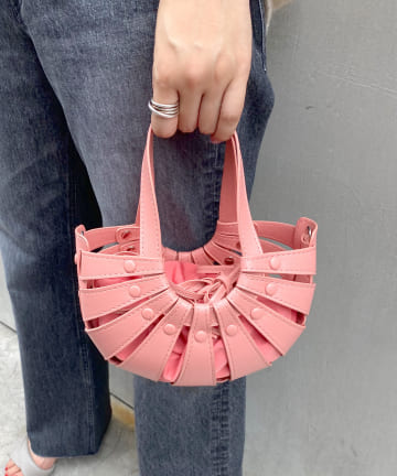 SHENERY(シーナリー) 【WEB限定カラー：ブルー/ピンク】レザーデザインミニバッグ